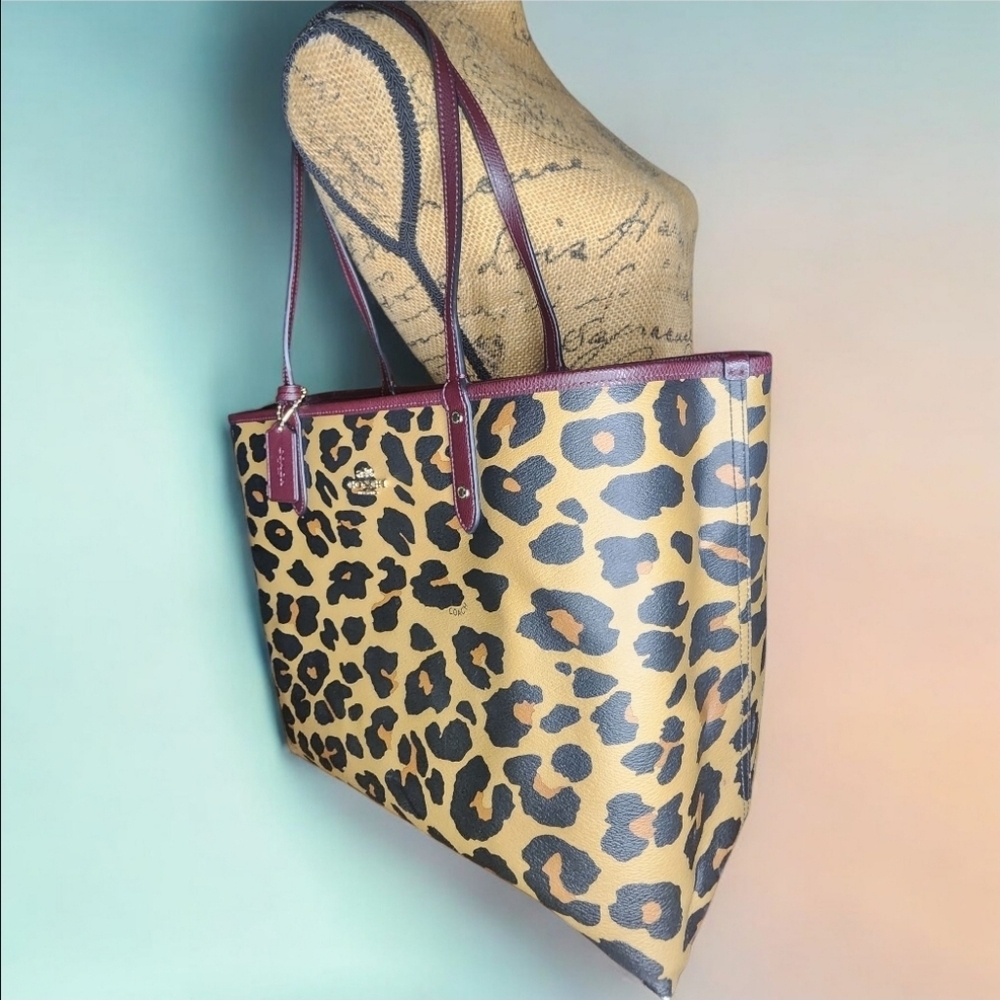 Coach Reversible City Oversized Tote Bag - Picture 12 of 15